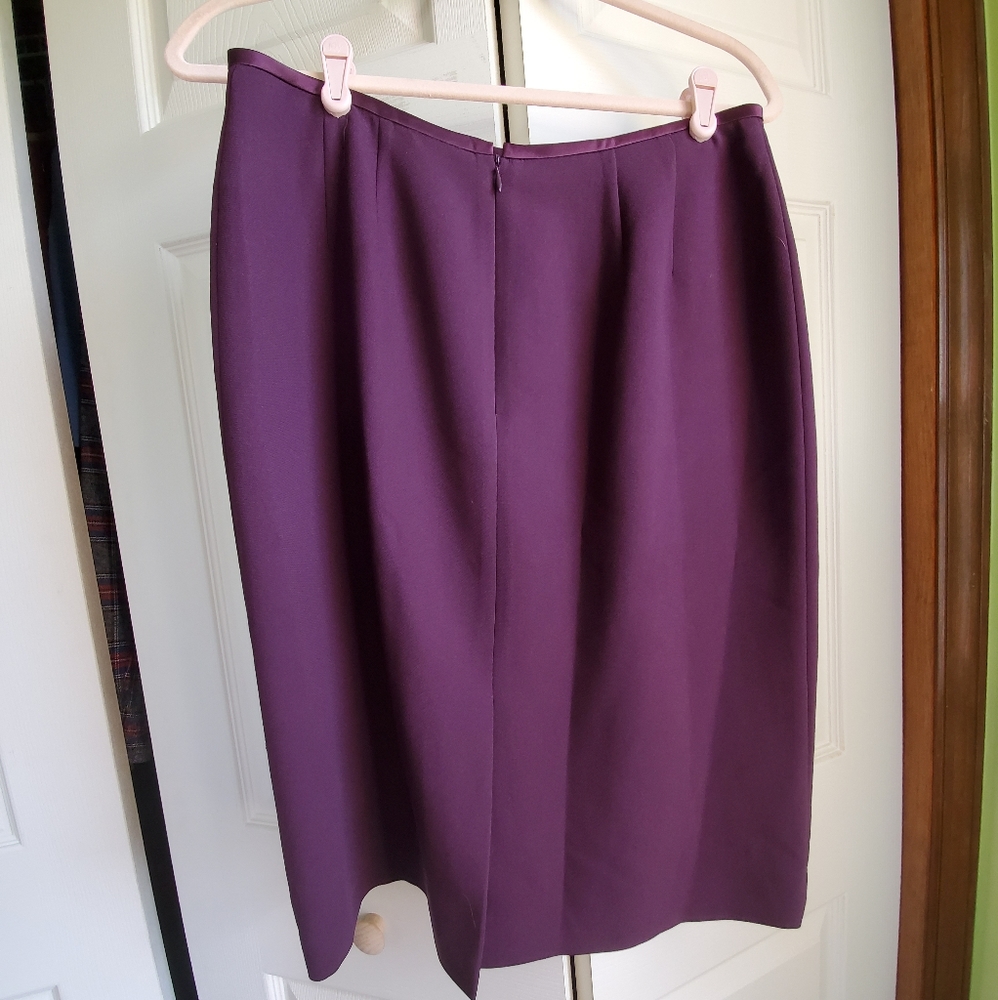 Kasper Skirt, Knee Length